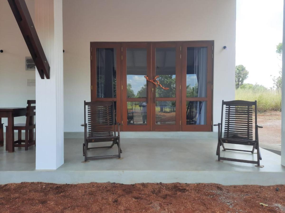 Moni Farm House Wilpattu Hotel Nochchiyagama Exterior photo